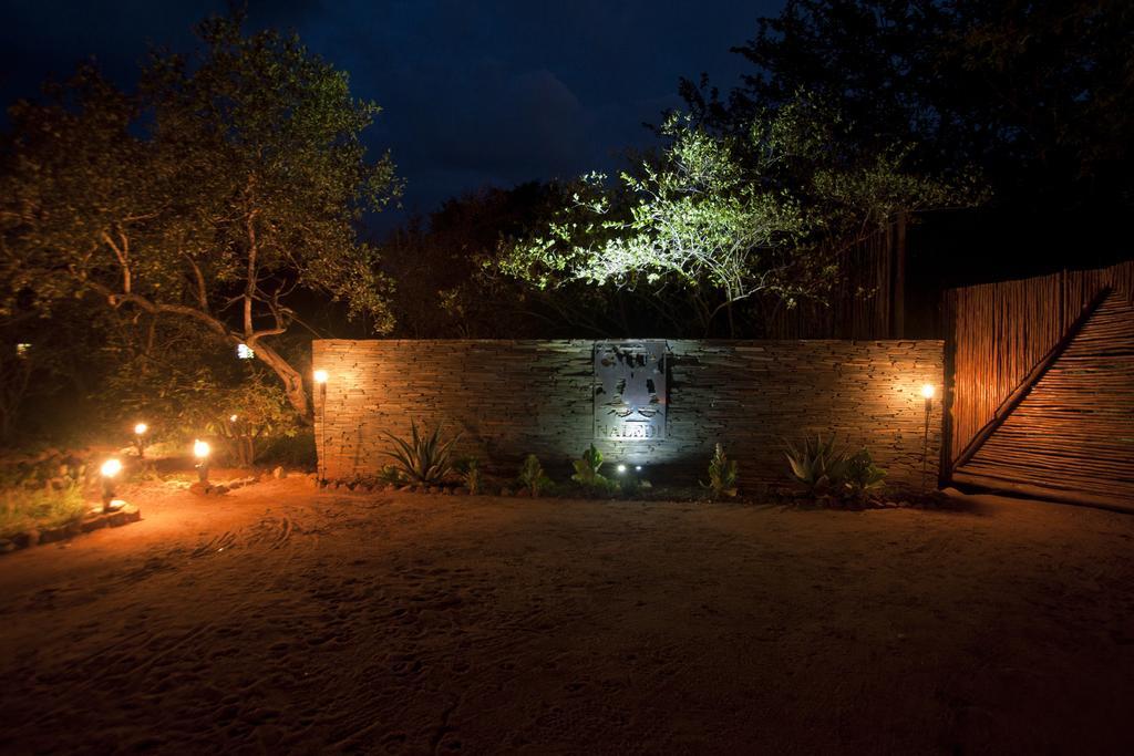 Naledi Lodges บาลูเลเกมรีเซิร์ฟ ภายนอก รูปภาพ