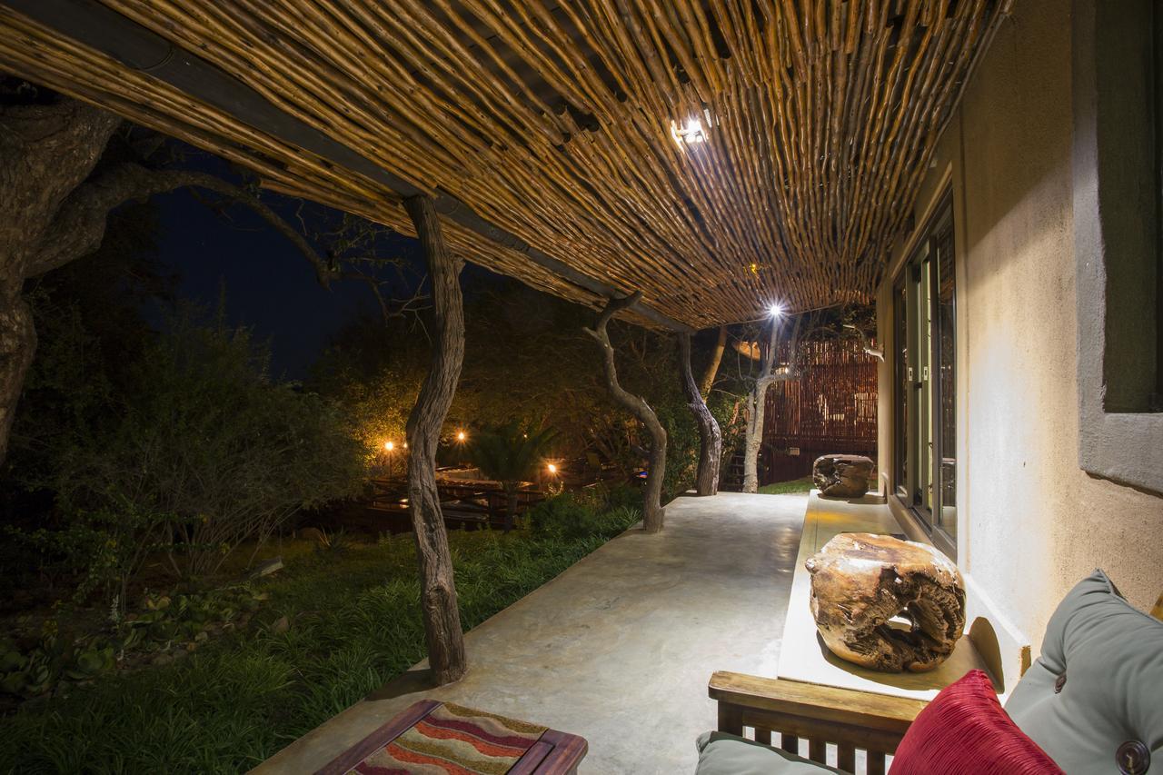 Naledi Lodges บาลูเลเกมรีเซิร์ฟ ภายนอก รูปภาพ