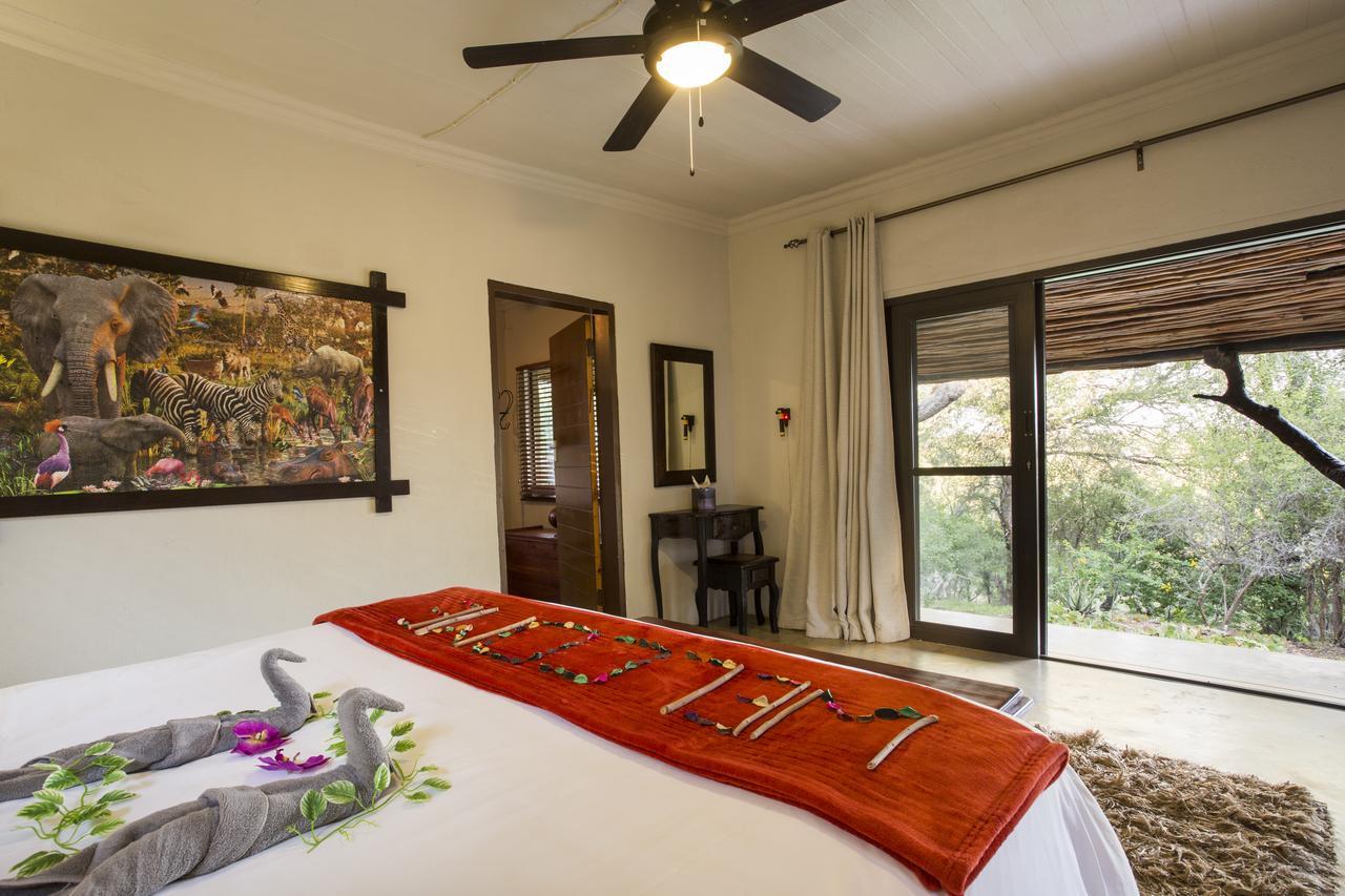 Naledi Lodges บาลูเลเกมรีเซิร์ฟ ภายนอก รูปภาพ